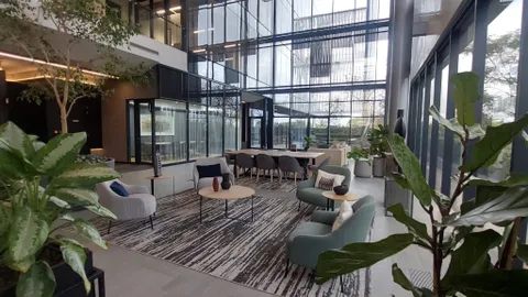 The Fluxmans, 30 Jellicoe Ave